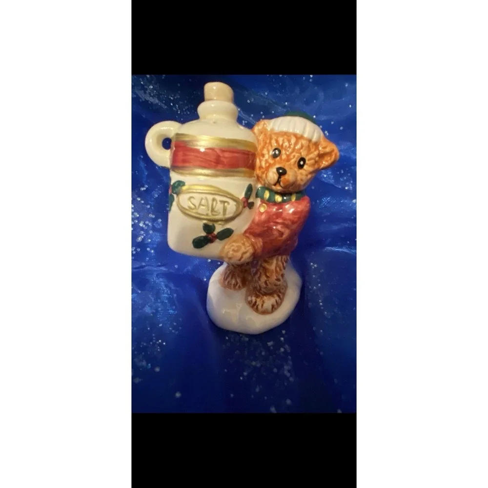 Vintage Mid Century Santa‎ Claus Ceramic Salt and Pepper Shakers from Japan